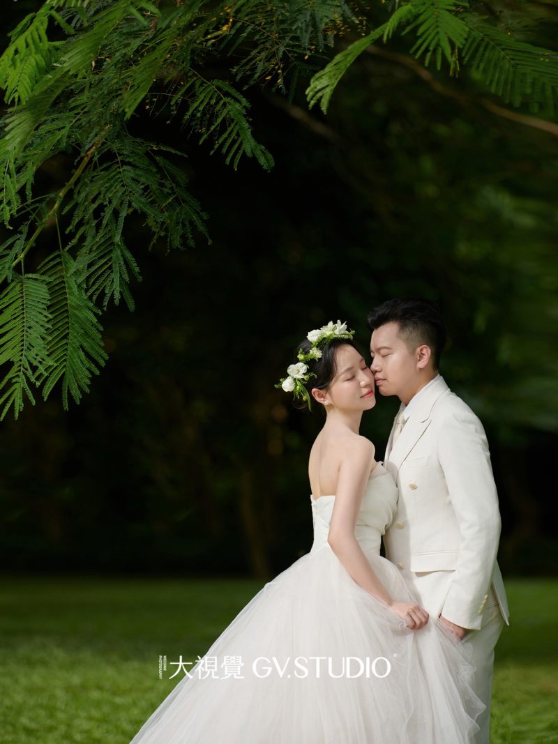 梁先生熊电影感婚纱照、Mix、法海、广东省十大摄影师
把生活的每一刻美好的瞬间，放进有回忆的相机里、婚纱照