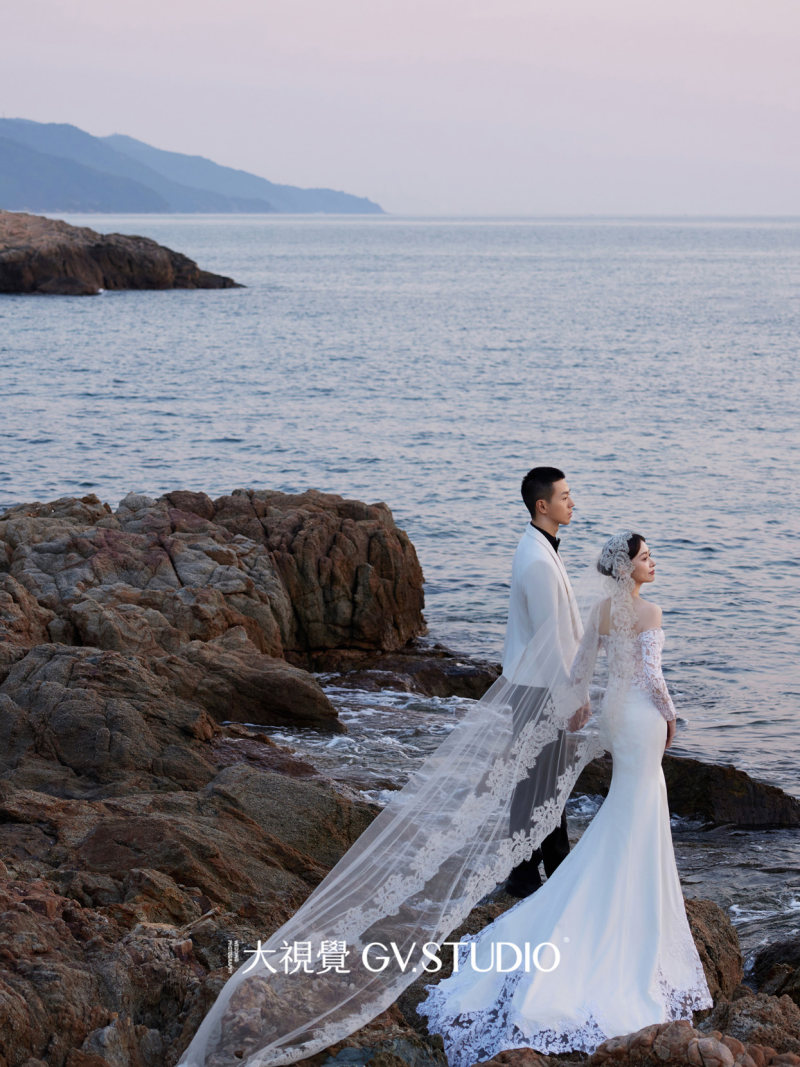 黄先生林女士电影感婚纱照、Mix、法海、广东省十大摄影师
把生活的每一刻美好的瞬间，放进有回忆的相机里、婚纱照