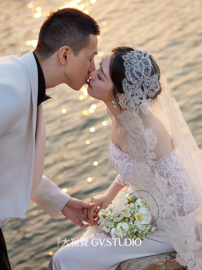 黄先生林女士电影感婚纱照、Mix、法海、广东省十大摄影师
把生活的每一刻美好的瞬间，放进有回忆的相机里、婚纱照