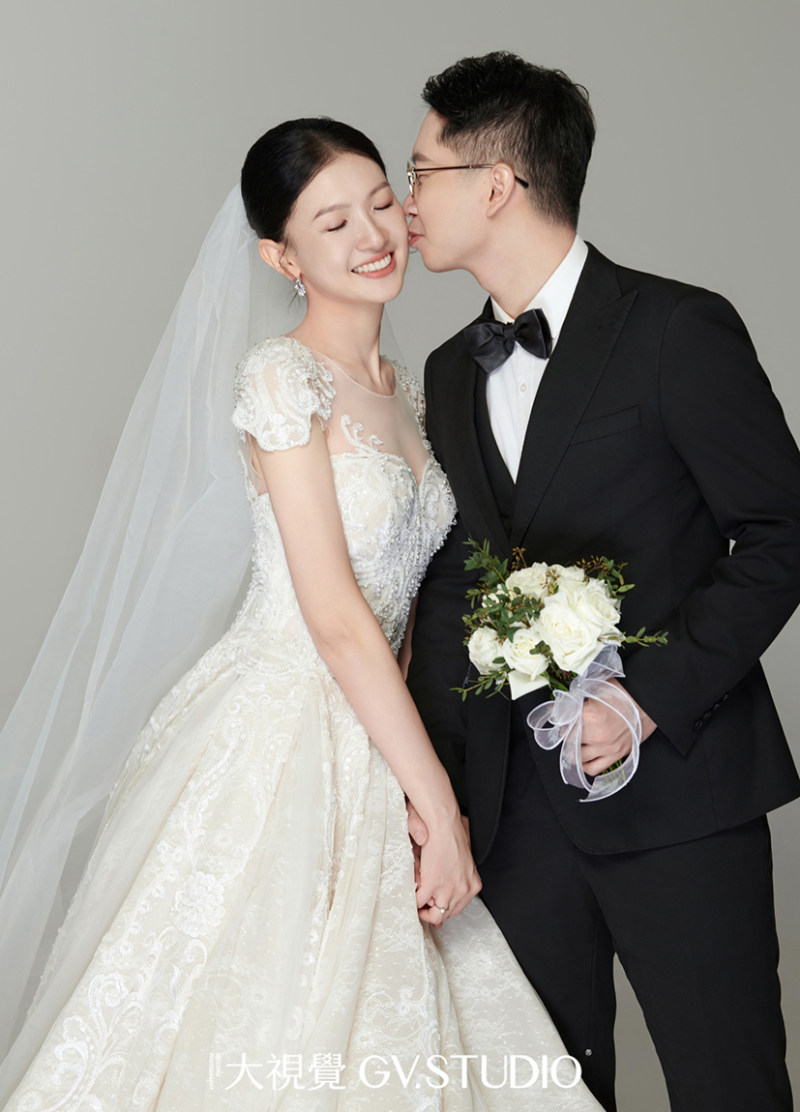 郑先生&张宝宝电影感婚纱照、Mix、KK、扎根于生活的创作，让婚纱照有一种美的踏实感。、婚纱照