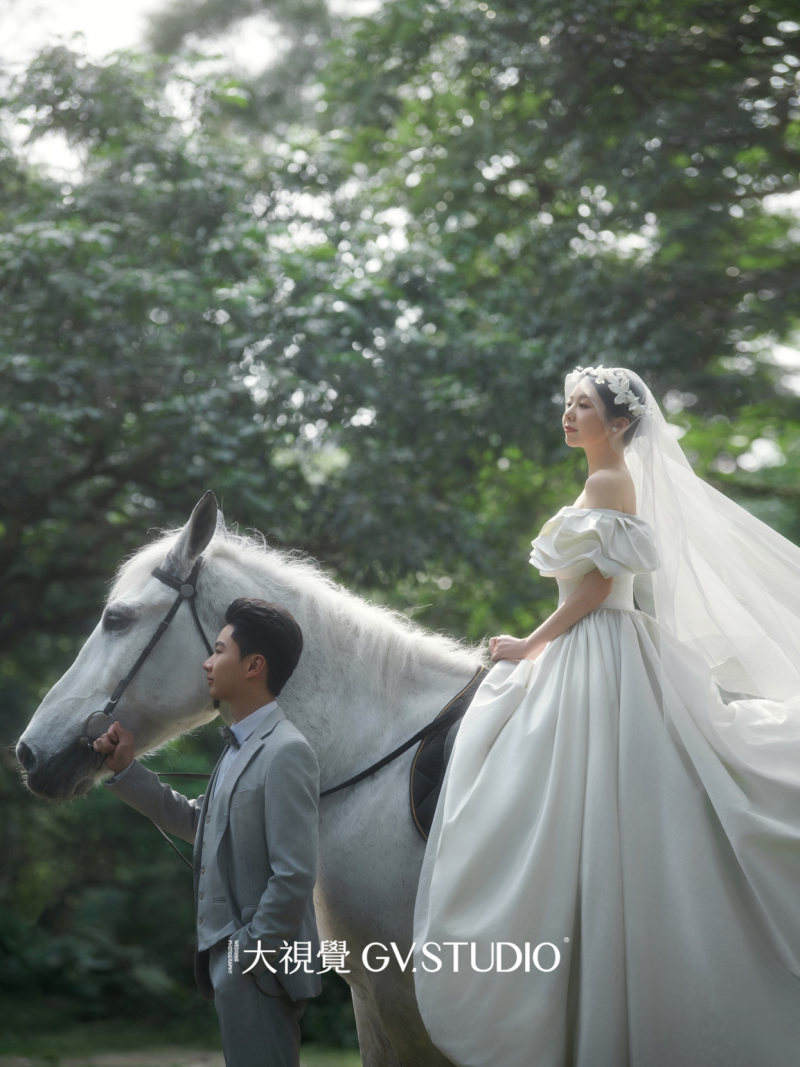 梁先生梁小姐电影感婚纱照、Mix、法海、把生活的每一刻美好的瞬间，放进有回忆的相机里、婚纱照