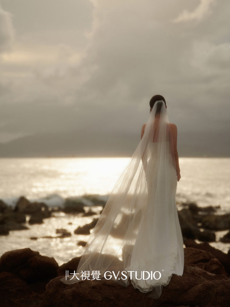 叶先生刁小姐电影感婚纱照、Mix、法海、广东省十大摄影师
把生活的每一刻美好的瞬间，放进有回忆的相机里、婚纱照