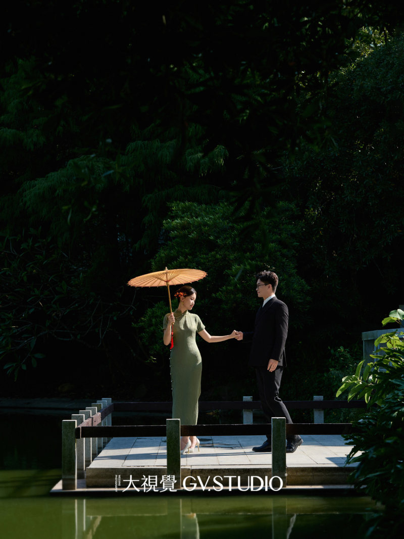 乔先生&钟小姐电影感婚纱照、Mix、林煌、时间会过去，照片不会过期。、婚纱照
