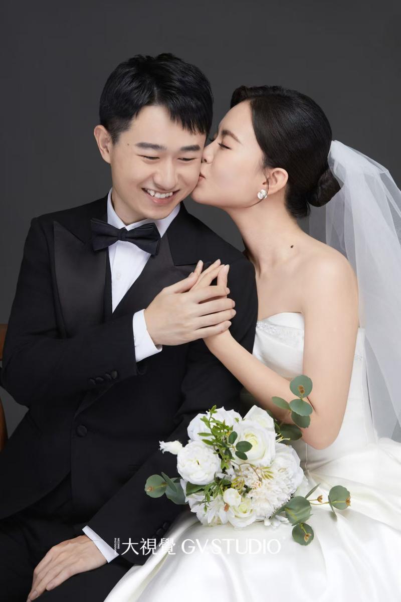 廖先生陈女士电影感婚纱照、Mix、大魏、摄影是在每百分之一秒都强烈地享受生活。、婚纱照