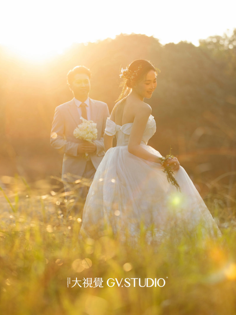 张先生黄小姐电影感婚纱照、Mix、风子、相机是画笔，光影是颜料，镜头前的你们是我画中的主角。、婚纱照