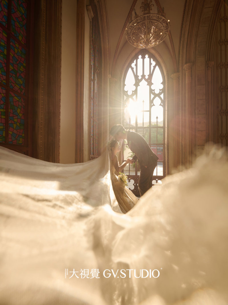 王先生陈小姐电影感婚纱照、Mix、法海、广东省十大摄影师
把生活的每一刻美好的瞬间，放进有回忆的相机里、婚纱照
