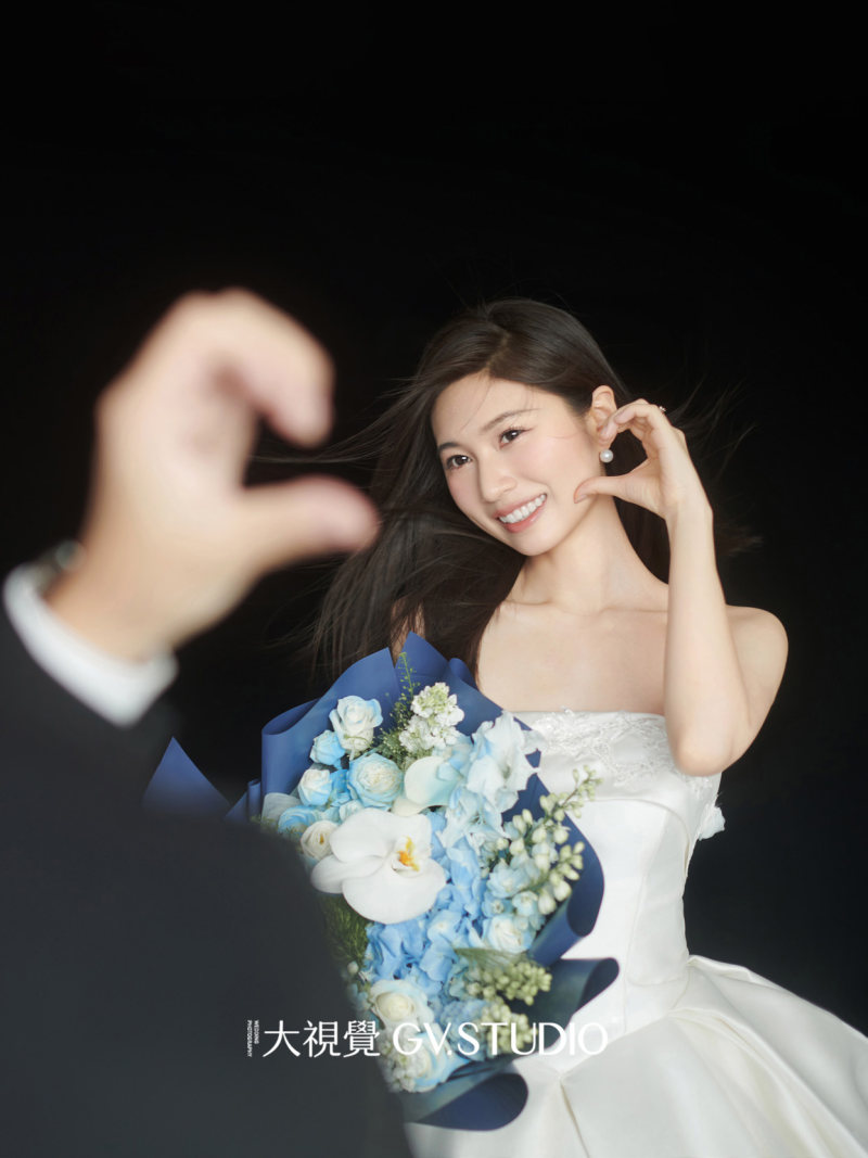 董先生陈小姐电影感婚纱照、Mix、法海、广东省十大摄影师
把生活的每一刻美好的瞬间，放进有回忆的相机里、婚纱照