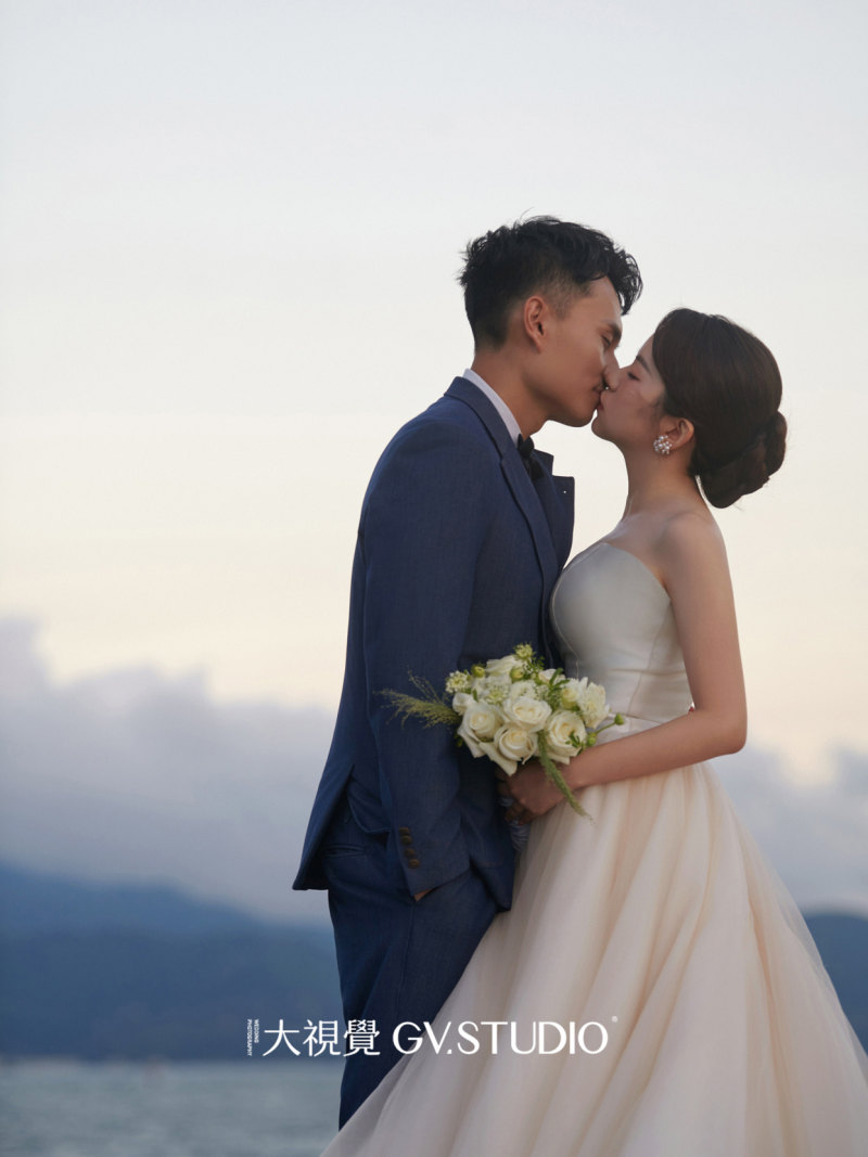 卢先生严女士电影感婚纱照、Mix、MICKY、如果我能用言语来讲故事，我就不必带上照相机了。、婚纱照