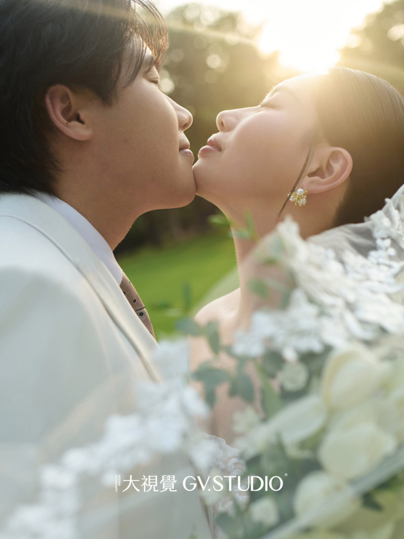 黄先生&诗瑜宝宝电影感婚纱照、Mix、KK、扎根于生活的创作，让婚纱照有一种美的踏实感。、婚纱照