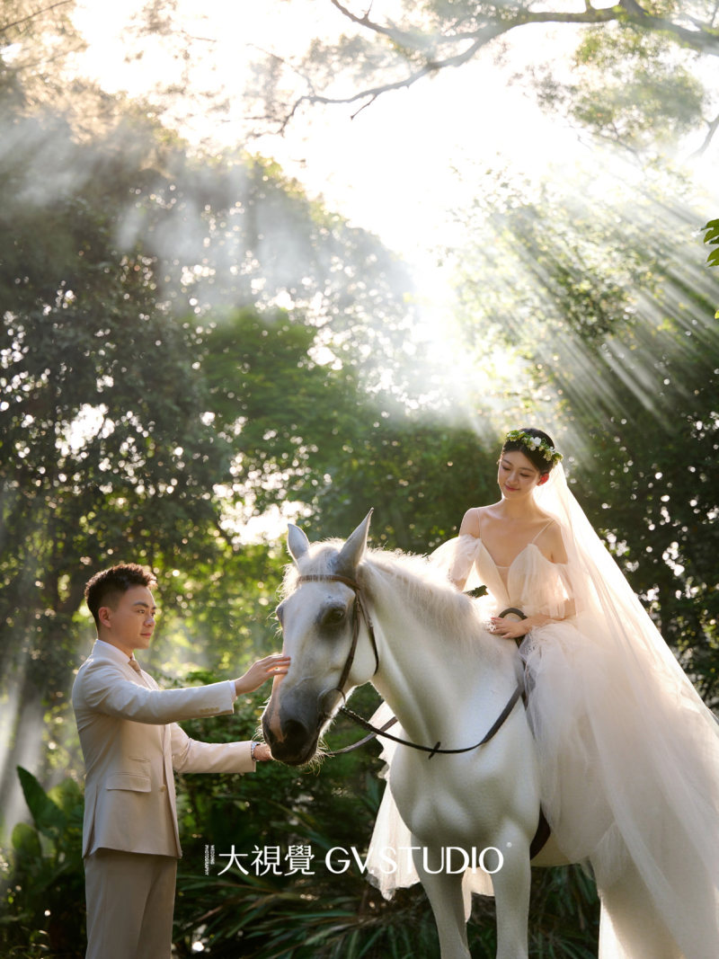 陈先生&周小姐电影感婚纱照、Mix、林煌、时间会过去，照片不会过期。、婚纱照