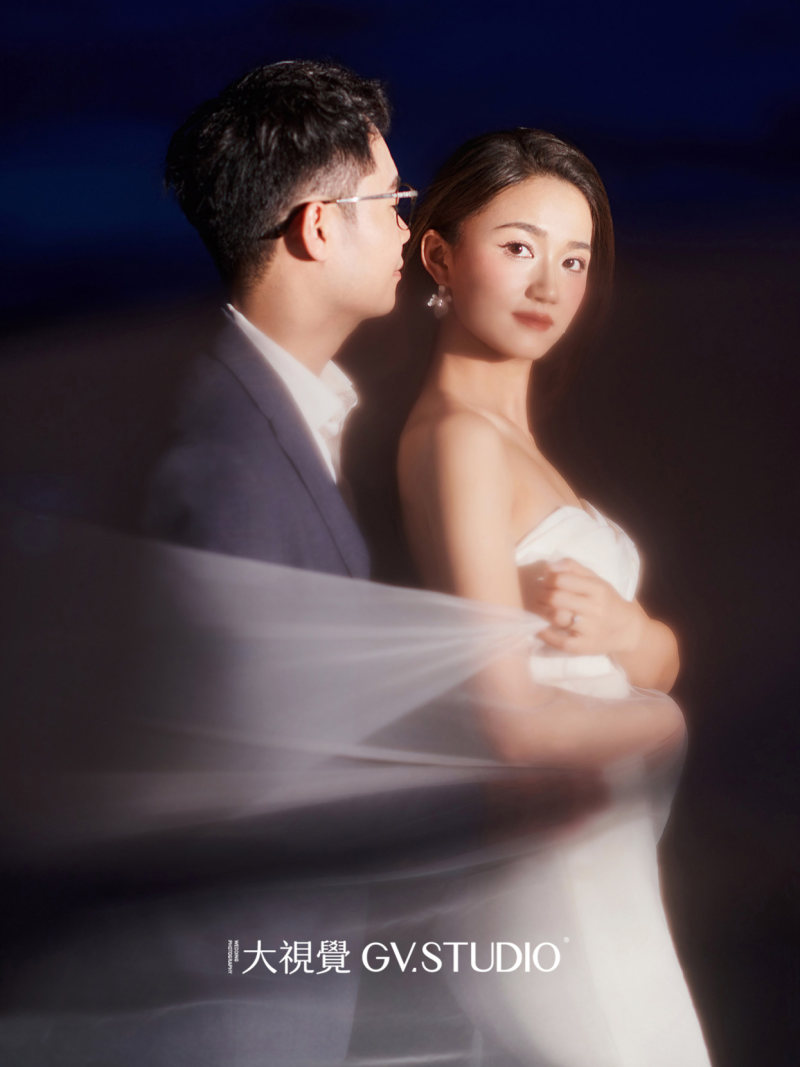 杜先生李小姐电影感婚纱照、Mix、法海、广东省十大摄影师
把生活的每一刻美好的瞬间，放进有回忆的相机里、婚纱照