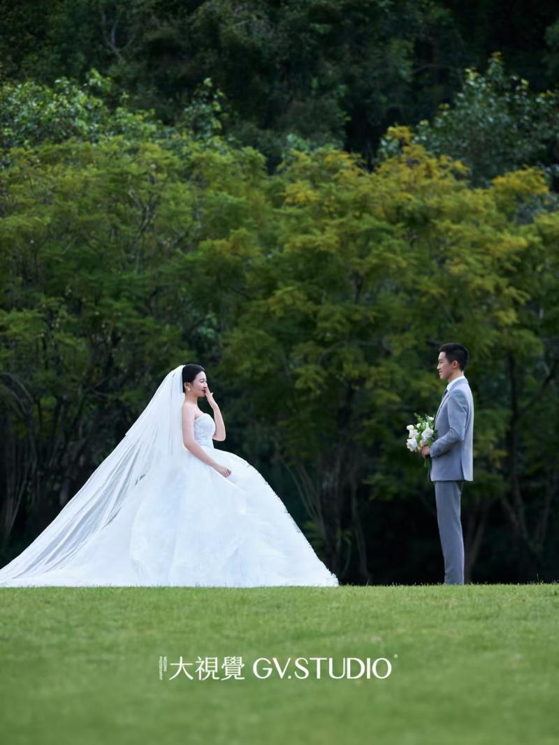 区先生王女士电影感婚纱照、Mix、大魏、摄影是在每百分之一秒都强烈地享受生活。、婚纱照