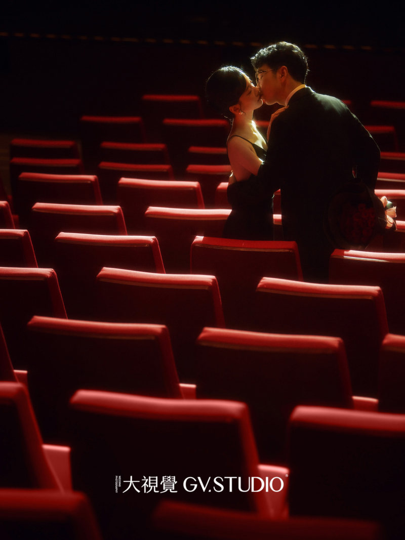 黄先生唐小姐电影感婚纱照、Mix、法海、广东省十大摄影师
把生活的每一刻美好的瞬间，放进有回忆的相机里、婚纱照