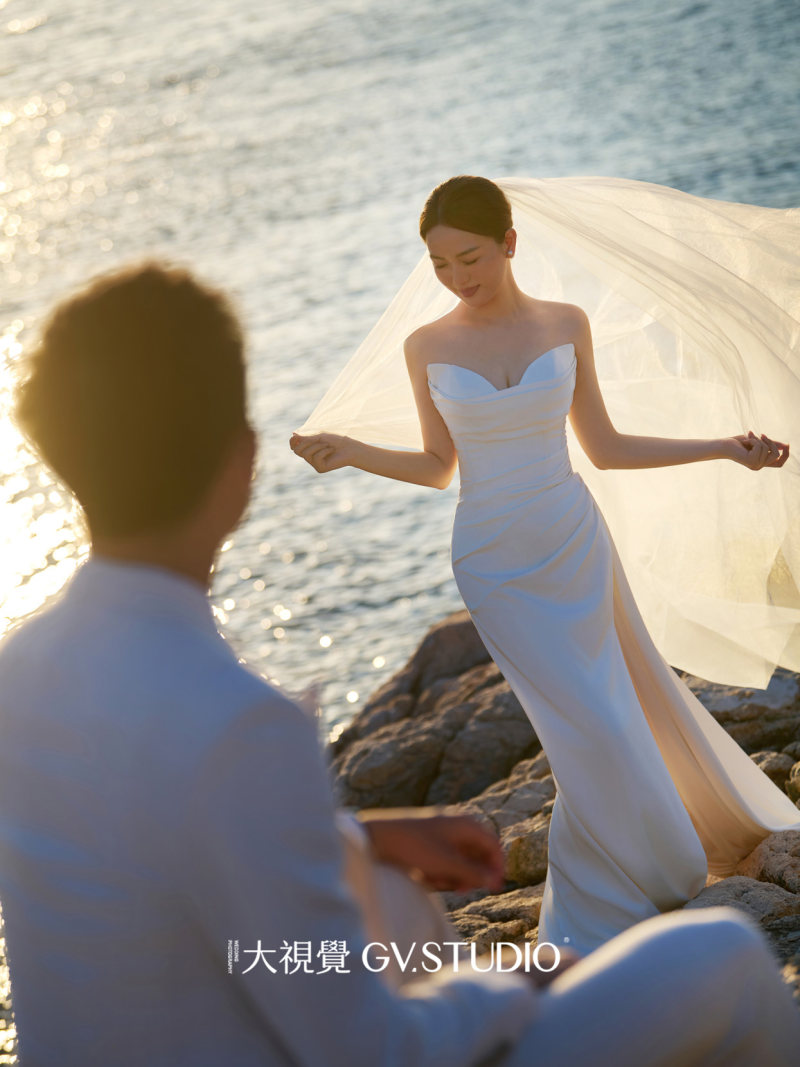 潘先生潘小姐电影感婚纱照、Mix、法海、广东省十大摄影师
把生活的每一刻美好的瞬间，放进有回忆的相机里、婚纱照