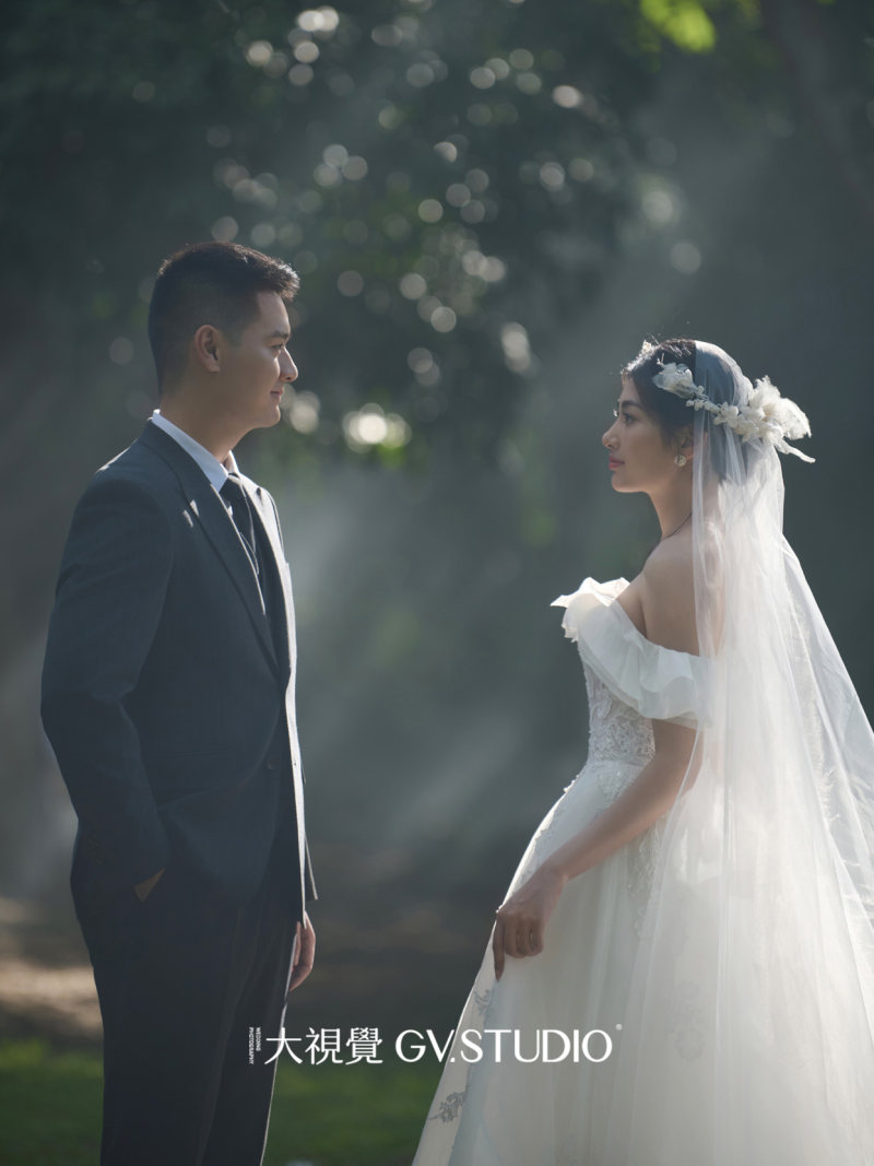 郑先生陈小姐电影感婚纱照、Mix、法海、广东省十大摄影师
把生活的每一刻美好的瞬间，放进有回忆的相机里、婚纱照