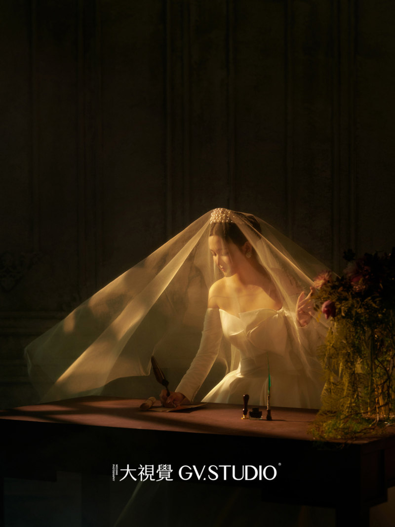 郑先生白小姐电影感婚纱照、Mix、法海、广东省十大摄影师
把生活的每一刻美好的瞬间，放进有回忆的相机里、婚纱照