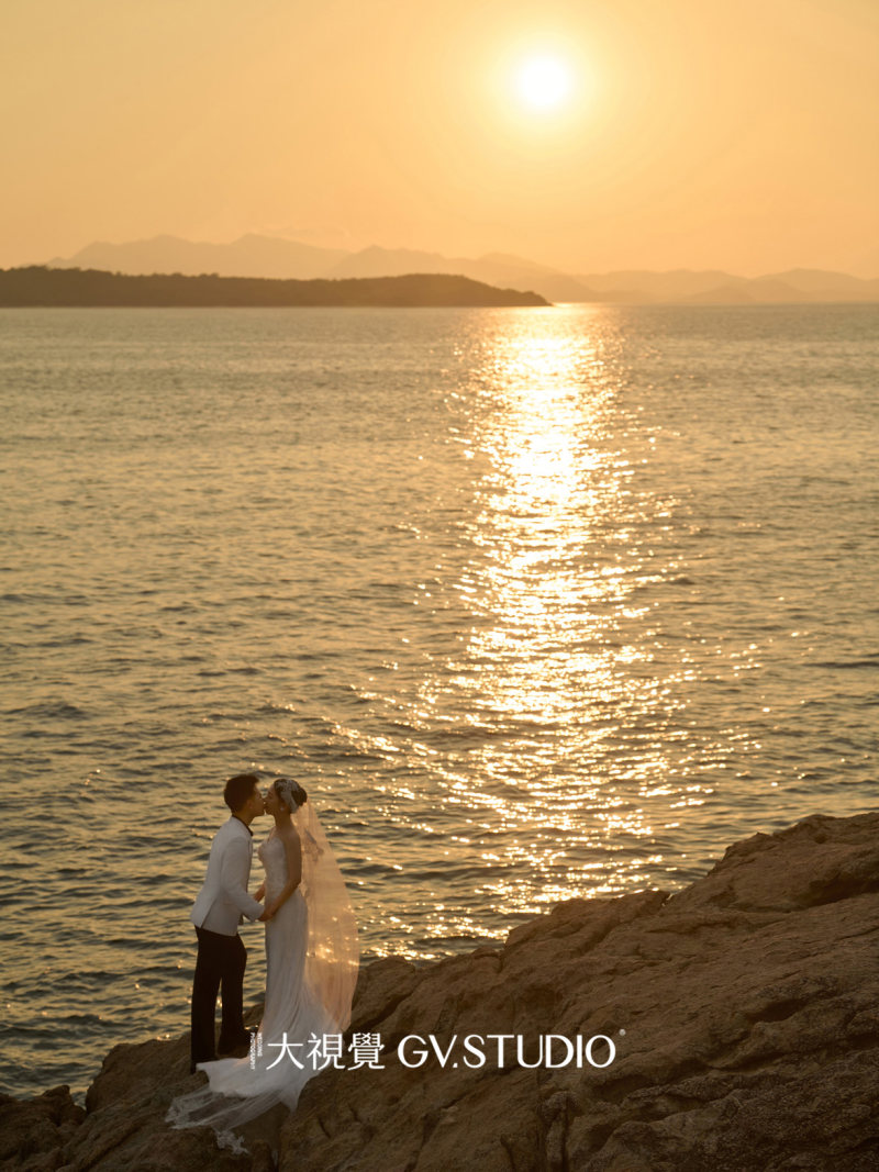 郭先生刘小姐电影感婚纱照、Mix、法海、广东省十大摄影师
把生活的每一刻美好的瞬间，放进有回忆的相机里、婚纱照