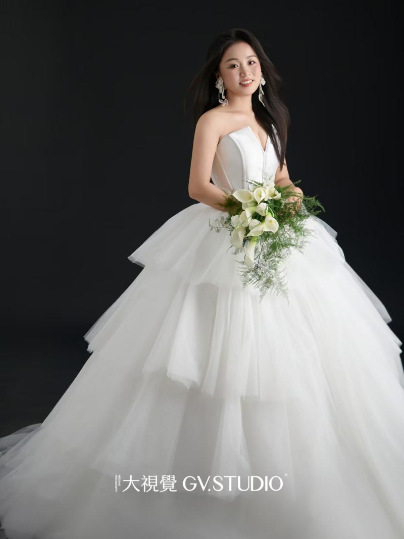 陈先生严女士电影感婚纱照、Mix、大魏、摄影是在每百分之一秒都强烈地享受生活。、婚纱照