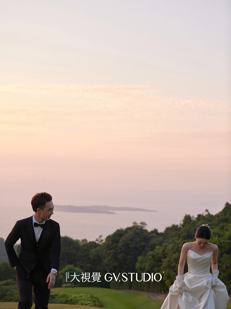 蔡先生&吴宝宝电影感婚纱照、Mix、KK、扎根于生活的创作，让婚纱照有一种美的踏实感。、婚纱照
