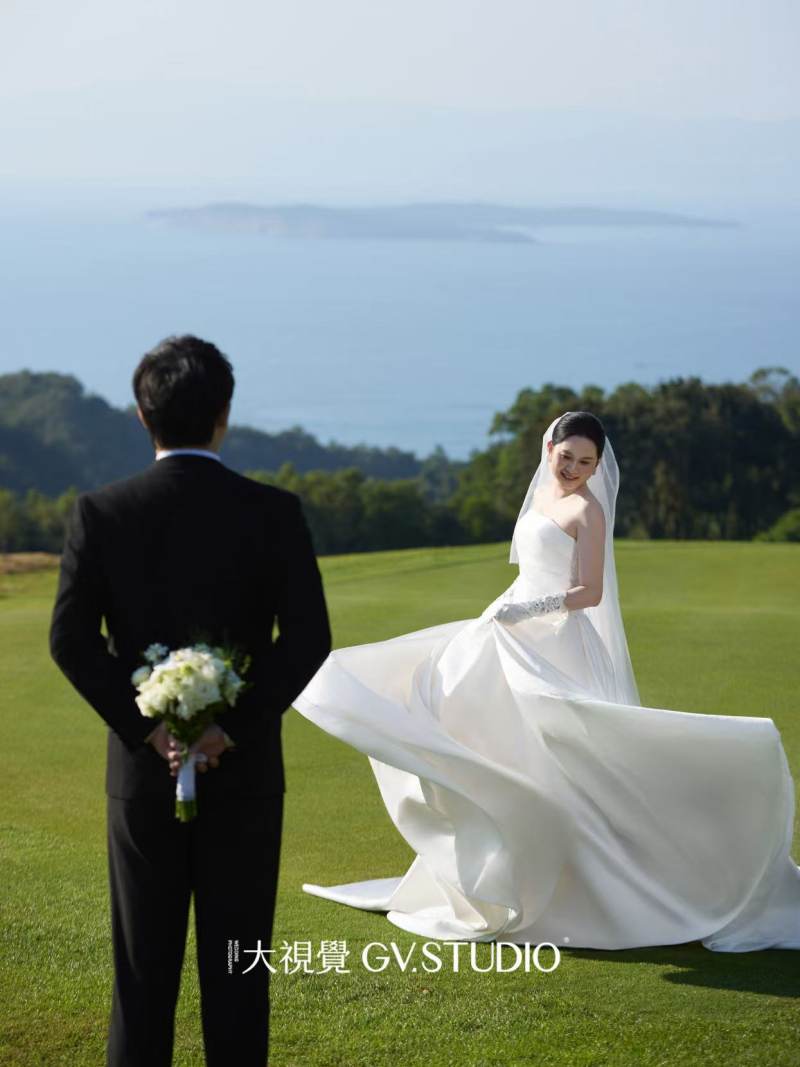 李先生彭小姐电影感婚纱照、Mix、风子、相机是画笔，光影是颜料，镜头前的你们是我画中的主角。、婚纱照