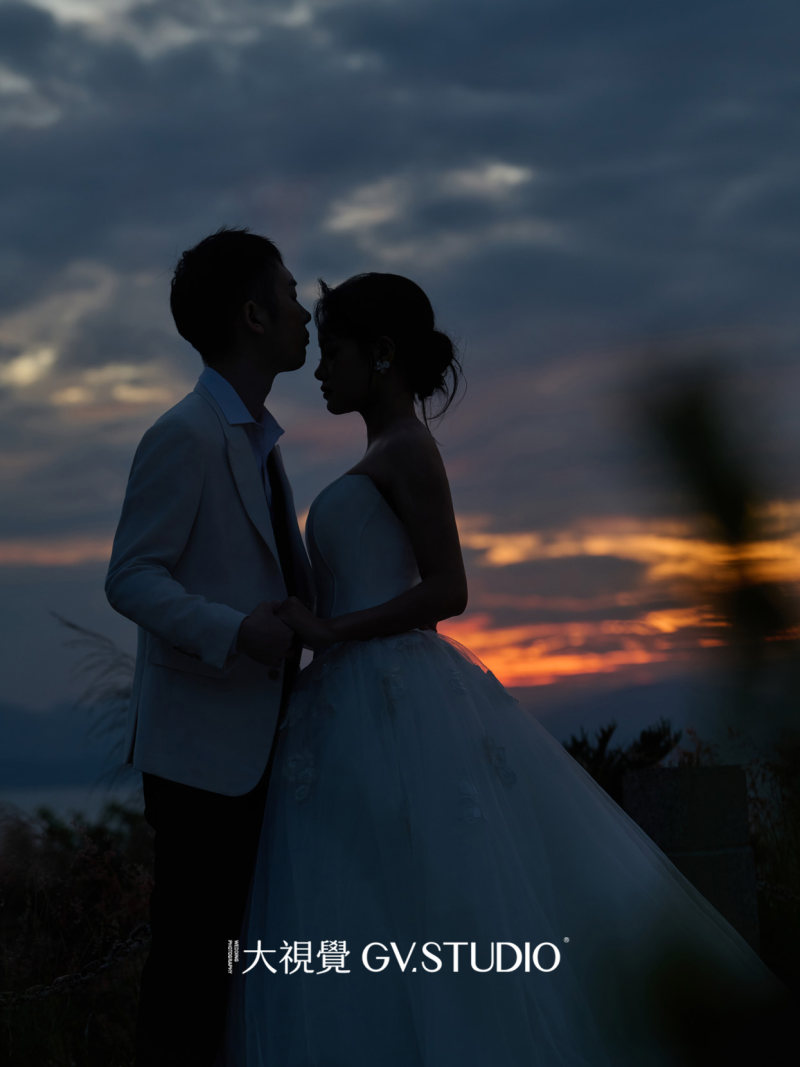 林先生刘小姐电影感婚纱照、Mix、法海、广东省十大摄影师
把生活的每一刻美好的瞬间，放进有回忆的相机里、婚纱照