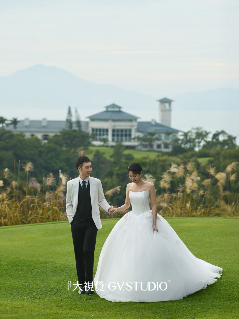 林先生刘小姐电影感婚纱照、Mix、法海、广东省十大摄影师
把生活的每一刻美好的瞬间，放进有回忆的相机里、婚纱照