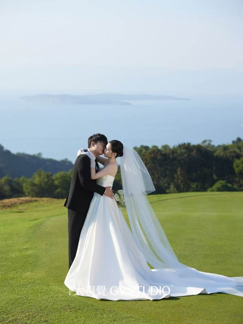 李先生彭小姐电影感婚纱照、Mix、风子、相机是画笔，光影是颜料，镜头前的你们是我画中的主角。、婚纱照