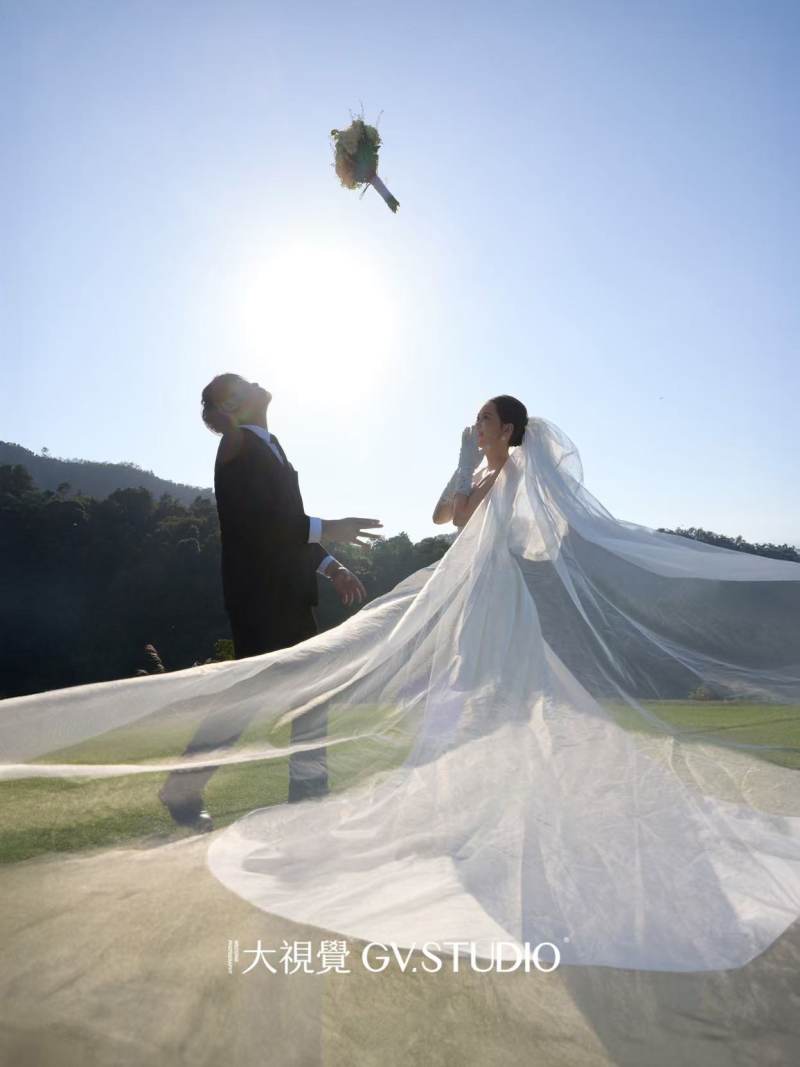 李先生彭小姐电影感婚纱照、Mix、风子、相机是画笔，光影是颜料，镜头前的你们是我画中的主角。、婚纱照