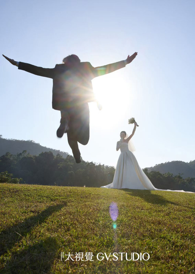 李先生彭小姐电影感婚纱照、Mix、风子、相机是画笔，光影是颜料，镜头前的你们是我画中的主角。、婚纱照