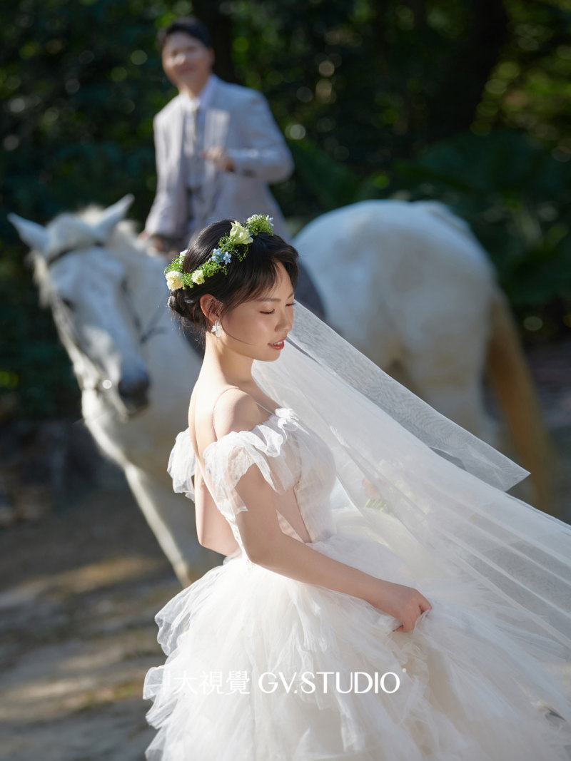 杨先生王小姐电影感婚纱照、Mix、法海、广东省十大摄影师
把生活的每一刻美好的瞬间，放进有回忆的相机里、婚纱照