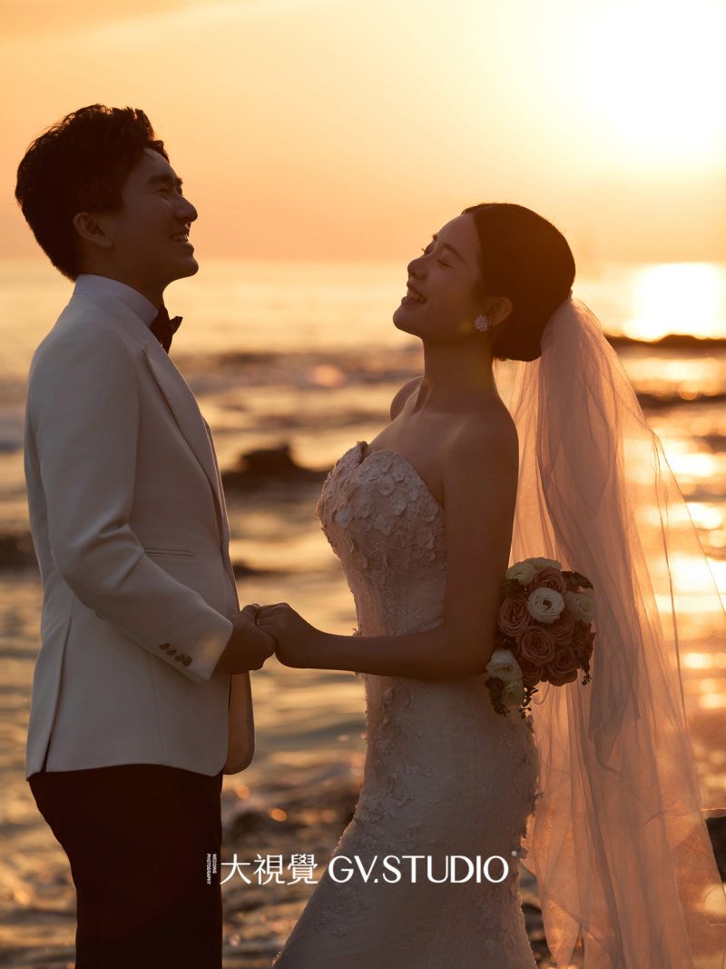 段先生&何小姐电影感婚纱照、Mix、小波、每张照片的背后都有一个故事、婚纱照
