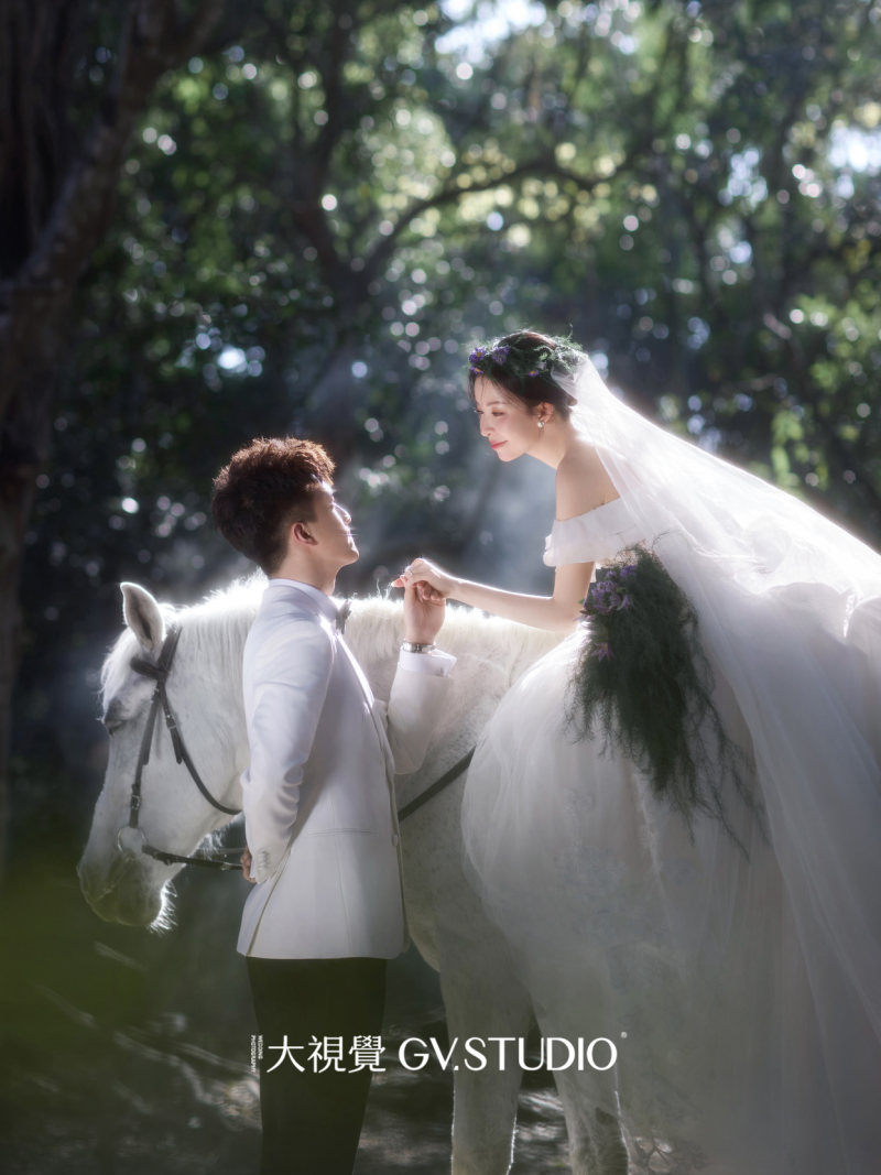 郭七七小姐电影感美图、Mix、风子、相机是画笔，光影是颜料，镜头前的你们是我画中的主角。、美图