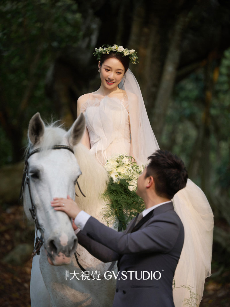 麦先生&余小姐电影感婚纱照、Mix、林煌、时间会过去，照片不会过期。、婚纱照