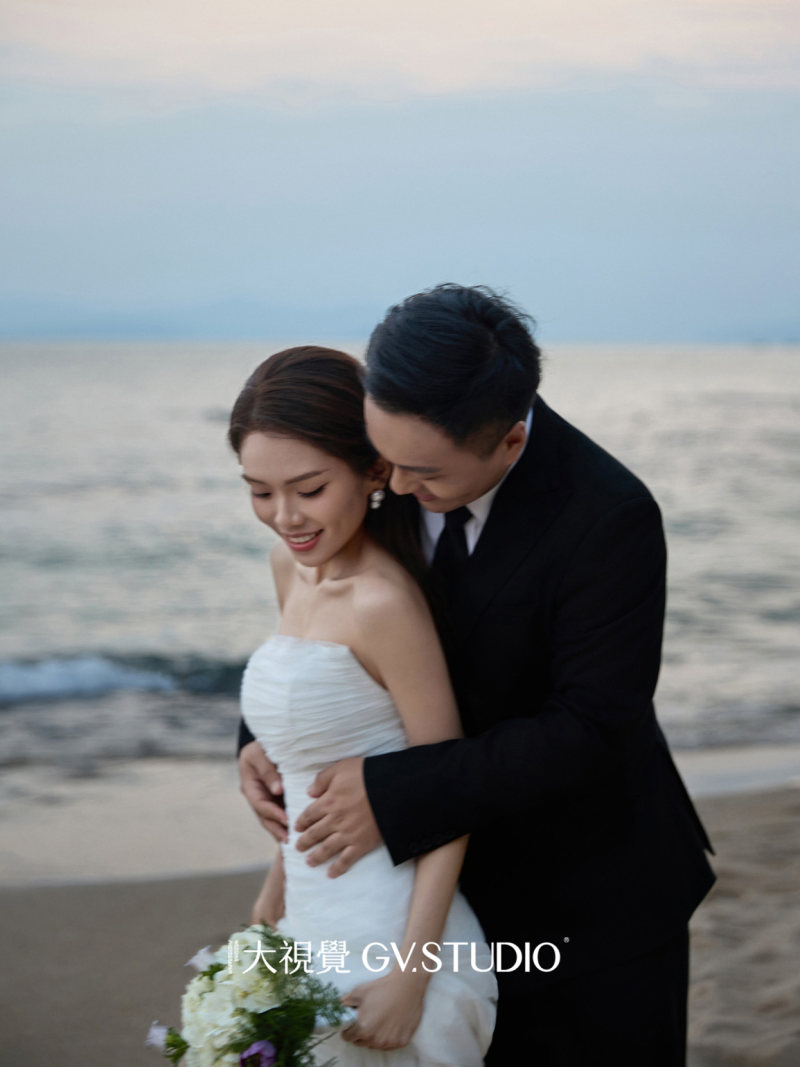 孙先生小姐电影感婚纱照、Mix、月歌、光与影的故事，在一瞬间被定格下来。、婚纱照