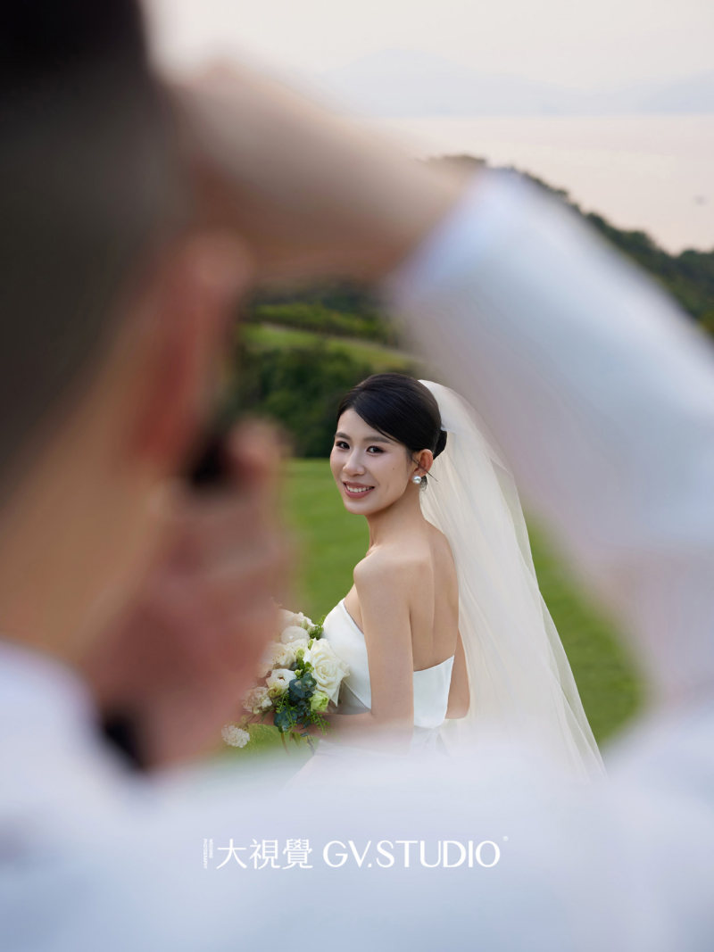 洪先生邹小姐电影感婚纱照、Mix、法海、广东省十大摄影师
把生活的每一刻美好的瞬间，放进有回忆的相机里、婚纱照