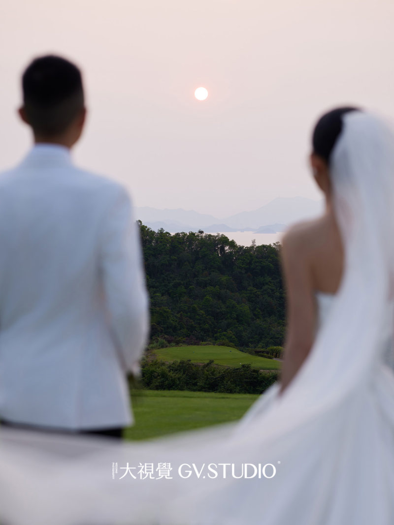 洪先生邹小姐电影感婚纱照、Mix、法海、广东省十大摄影师
把生活的每一刻美好的瞬间，放进有回忆的相机里、婚纱照
