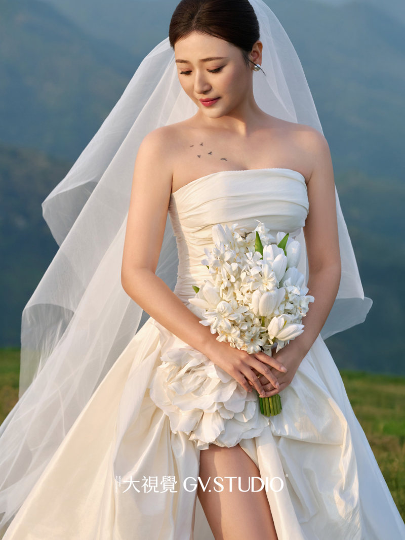 金先生&房小姐电影感婚纱照、Mix、林煌、时间会过去，照片不会过期。、婚纱照