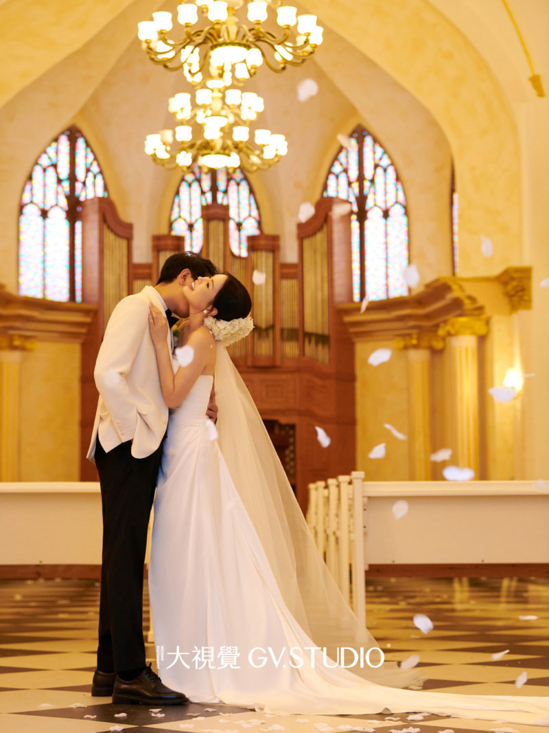 徐先生&佩妮宝宝电影感婚纱照、Mix、KK、扎根于生活的创作，让婚纱照有一种美的踏实感。、婚纱照