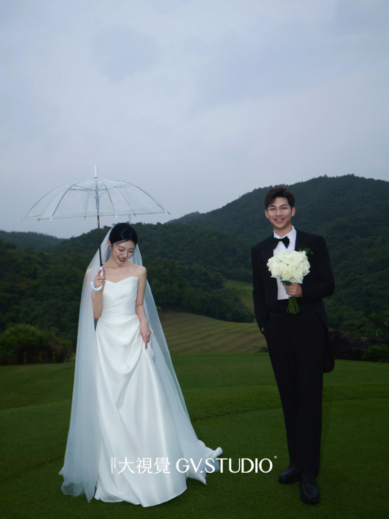 连先生&嘉倩宝宝电影感婚纱照、Mix、KK、扎根于生活的创作，让婚纱照有一种美的踏实感。、婚纱照