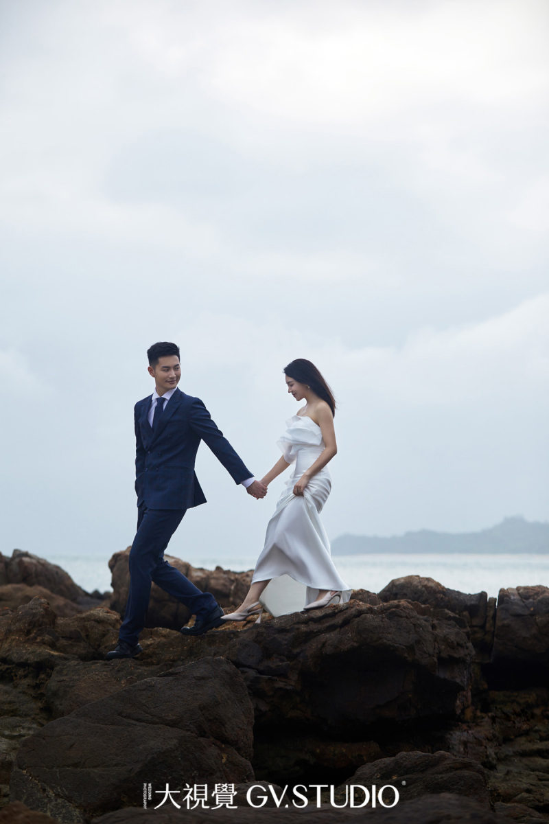 许先生王小姐电影感婚纱照、Mix、风子、相机是画笔，光影是颜料，镜头前的你们是我画中的主角。、婚纱照