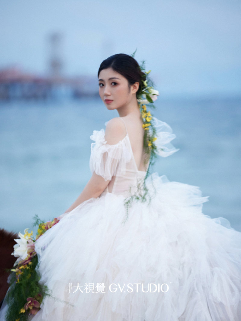 李先生骆小姐电影感婚纱照、Mix、月歌、光与影的故事，在一瞬间被定格下来。、婚纱照