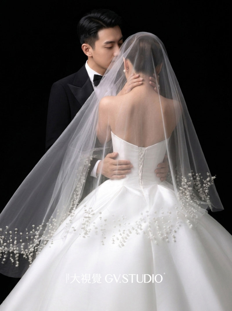 电影感婚纱照、Mix、月歌、光与影的故事，在一瞬间被定格下来。、婚纱照